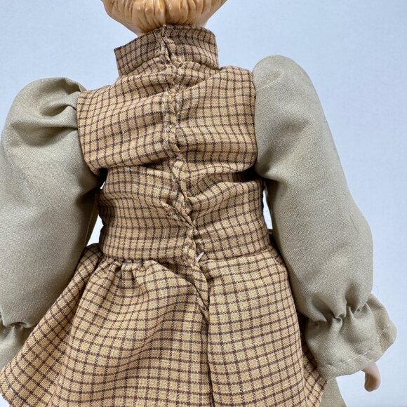 Vintage Ceramic Doll in Pioneer Style Dress Victorian 15" Tall - Picture 8 of 9